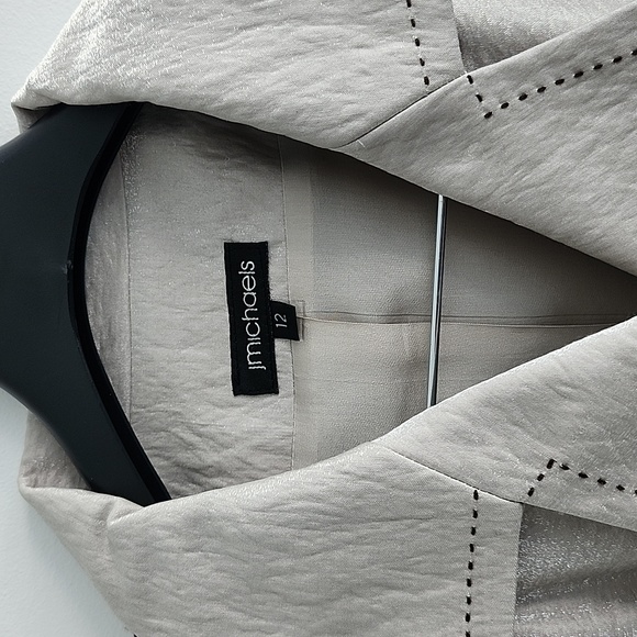 J Michaels Silver Double Breasted Formal Jacket, Cropped Style - Picture 2 of 7